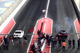 脱缰而出 氮气改装野马3.96秒飙304km/h