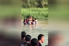 潮汕这个村过年营老爷是将老爷浸水里
