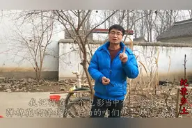 农村弹棉花还知道吗？弹一斤多少钱记得吗？这样弹出来棉花如何？视频封面