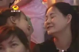 6岁小女孩一首《真的爱你》一开口台下的熊孩子都春心荡漾了 !视频封面