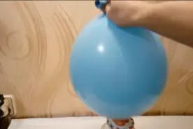 瓶盖拧不开，教你一招轻松搞定