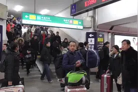 八大古都之一，河南省会，郑州，我来了，火车站里面还有地铁呢视频封面