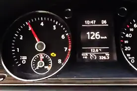 大众迈腾高速DSG故障，神经抽搐的感觉！图片