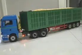 百吨王重卡模型电控玩具，超长的车体非常霸气动力十足视频封面