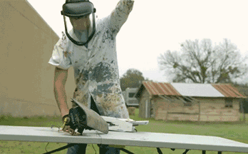 安全气囊也会伤人，因为……有炸药！