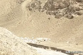 再次记录甘肃兰州皋兰县什川到青城昔日茶马古道经典十字沟地貌视频封面