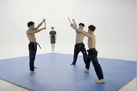 WTF跆拳道腿法大赛剪刀脚击破示范