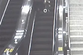 南宁七旬老奶奶滚下扶梯，危急时刻一女孩按下紧急停止按钮图片