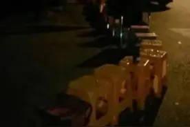 豪车扎堆验车，车管所通宵排队，今天他们都在抢什么？图片