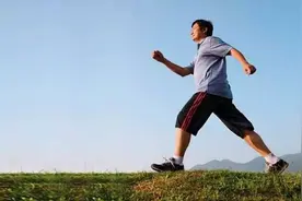 春季锻炼不宜出汗过多图片