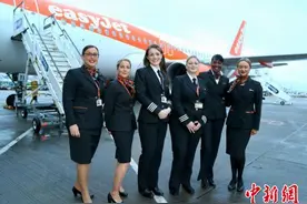 英国一航空公司安排全女性机组 27岁美女机长掌舵图片