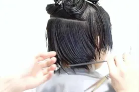 很多女生拒绝剪短发的原因是烫头发，剪短真的要烫吗？看后就明白