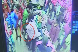 女子被偷很冷静 查监控追踪盗贼图片