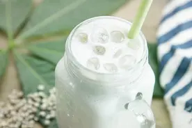COCO里最爱的一道牛奶饮品，每次都点的外卖，终于自己会做了视频封面