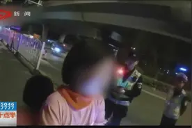 10岁女孩电动车带妹妹去医院看妈妈 被拦下大哭：就差7.2公里了视频封面