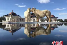 成吉思汗陵拟重“铸”成吉思汗铜像 高超十米图片