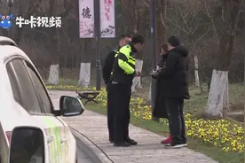 宏琪说交通：电瓶车非机动车道上被撞倒，为何汽车全责？视频封面