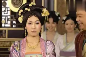 公主吃惯了山珍海味，吃个冰糖葫芦都这么高兴，驸马一脸的宠溺视频封面