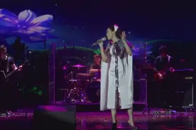 蒙古民歌《乌兰巴托的夜》她唱出了别样的味道和情怀图片