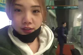 台妹第一次来上海，用微信支付服务会变好？警察蜀黍可以帮忙叫车视频封面