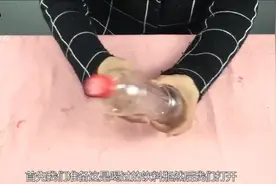 家里的瓶罐容易脏滋生细菌？这才是正确的清洗瓶子方式视频封面