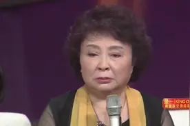 60岁母亲老来失子痛苦不堪，她挑战生育极限，60岁又产下双胞胎视频封面
