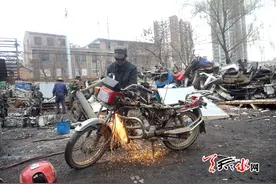 要么报废要么过户 闲置车不能随意丢了图片
