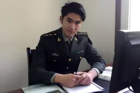 有颜又有才！兵哥的民谣要火，反正我已经下载当铃声了图片