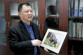重庆一眼科医生40年练成武林高手，持显微镊练功防手术手抖图片