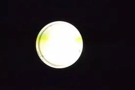 手机测LED灯频闪得这样做，可挑护眼灯光看这个还不够……图片