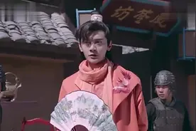 拜堂后，新娘竟一杯醉倒，还发酒疯大闹喜堂，新郎大怒啦视频封面