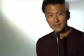 张柏芝身家上亿？60岁的老母亲竟然当服务员？网友斥责：不孝女？视频封面