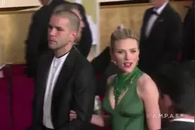 寡姐斯嘉丽约翰逊和前夫诉诸公堂，只因女儿抚养问题不和