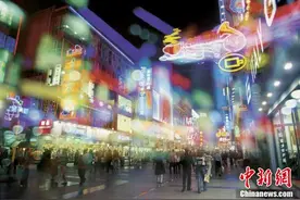 春熙路 成都人的购物天堂图片