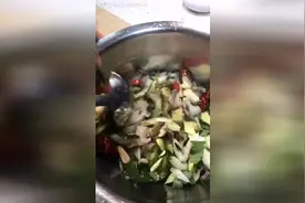 凉拌海螺片的家常做法，特别好吃！视频封面