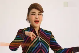 蒙古之花乌兰图雅广场舞欣赏《贵妃醉酒》视频封面