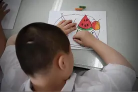 专访特殊教育学者苏雪云：认为自闭症儿童多天才是一种误解图片