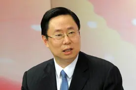 媒体：被提请任命为江苏省副省长的蓝绍敏曾梦想做航空工程师图片