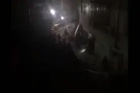 突发：瑞安塘下一三层楼房倒塌，目击者称房内可能有人居住图片