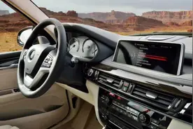 宝马X5原车音响试听，手机也能听出震撼效果