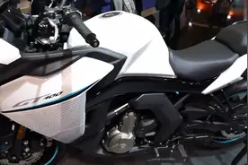 2019款 春风400GT 3.38万元视频封面