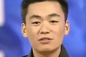 王宝强女儿近照，身材圆润笑容甜美，网友：简直就是翻版马蓉视频封面
