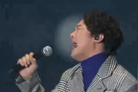 陈奕迅2014MAMA浮夸唱爆现场，全程冷漠脸，强大台风看呆韩星视频封面