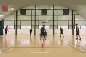 你知道篮球场上五个球员的位置与主要分工吗, 为你扫盲视频封面