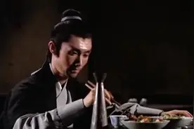 高手纵横江湖十几年，没想到在黑店被小二暗算视频封面