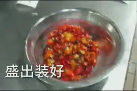 看大厨是这样制作小炒猪肝的，8秒猪肝就熟了视频封面