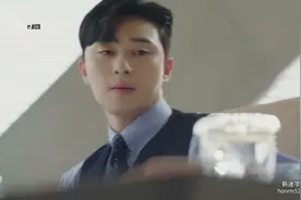 喝水被烫了怎么办？，朴叙俊教给你完美的应对方法，笑喷了！