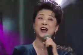 69岁王馥荔，隐藏了40年的儿子曝光，原来是这么熟悉的他！