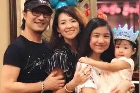 汪峰大女儿自拍秀新发型_一张照片透露自己跟章子怡在同一片场