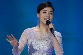 陈思思上春晚的秘密:《雪恋》《幸福小康》同时被选中图片